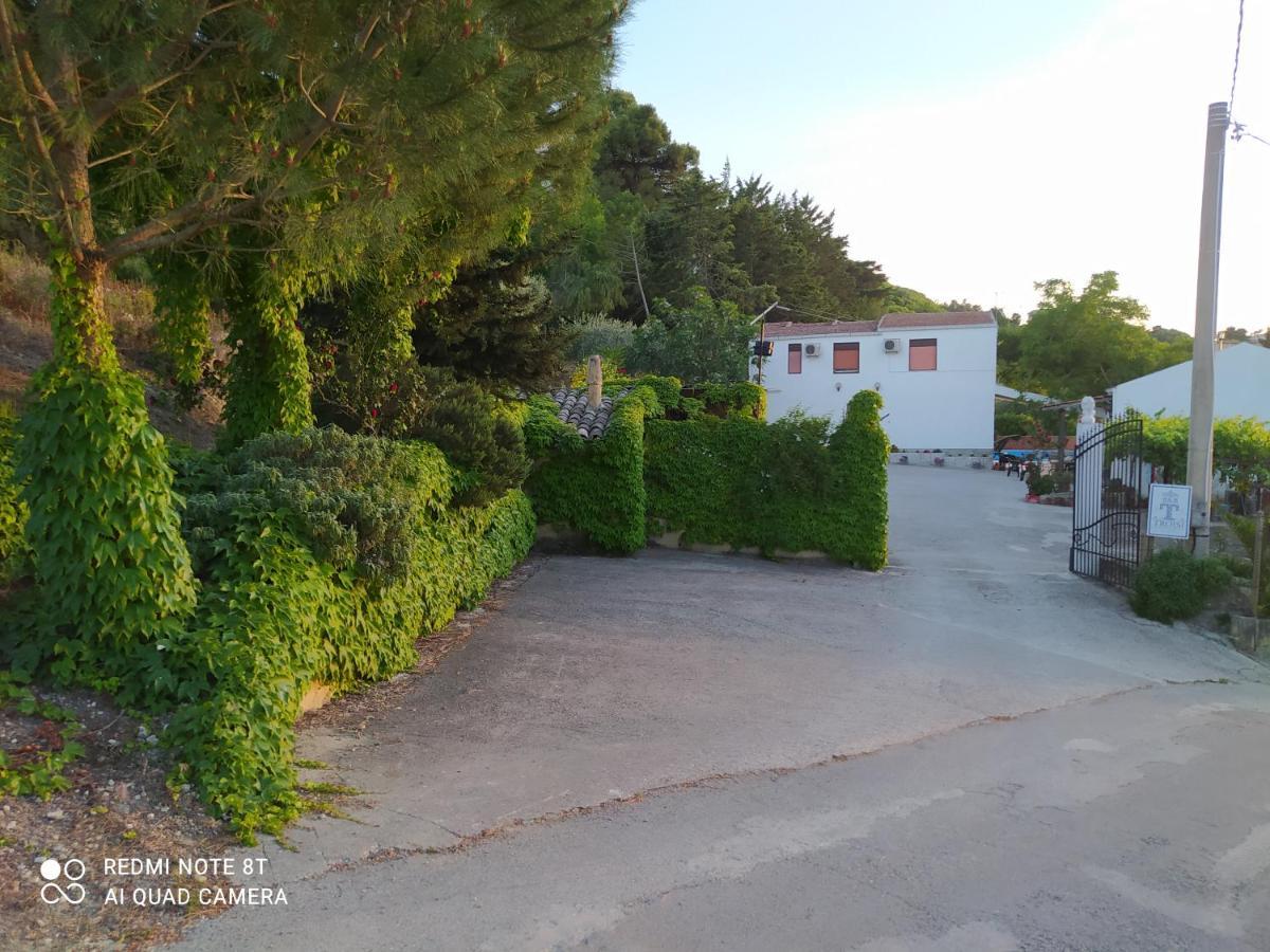 B&B Troisi Racalmuto Exteriör bild